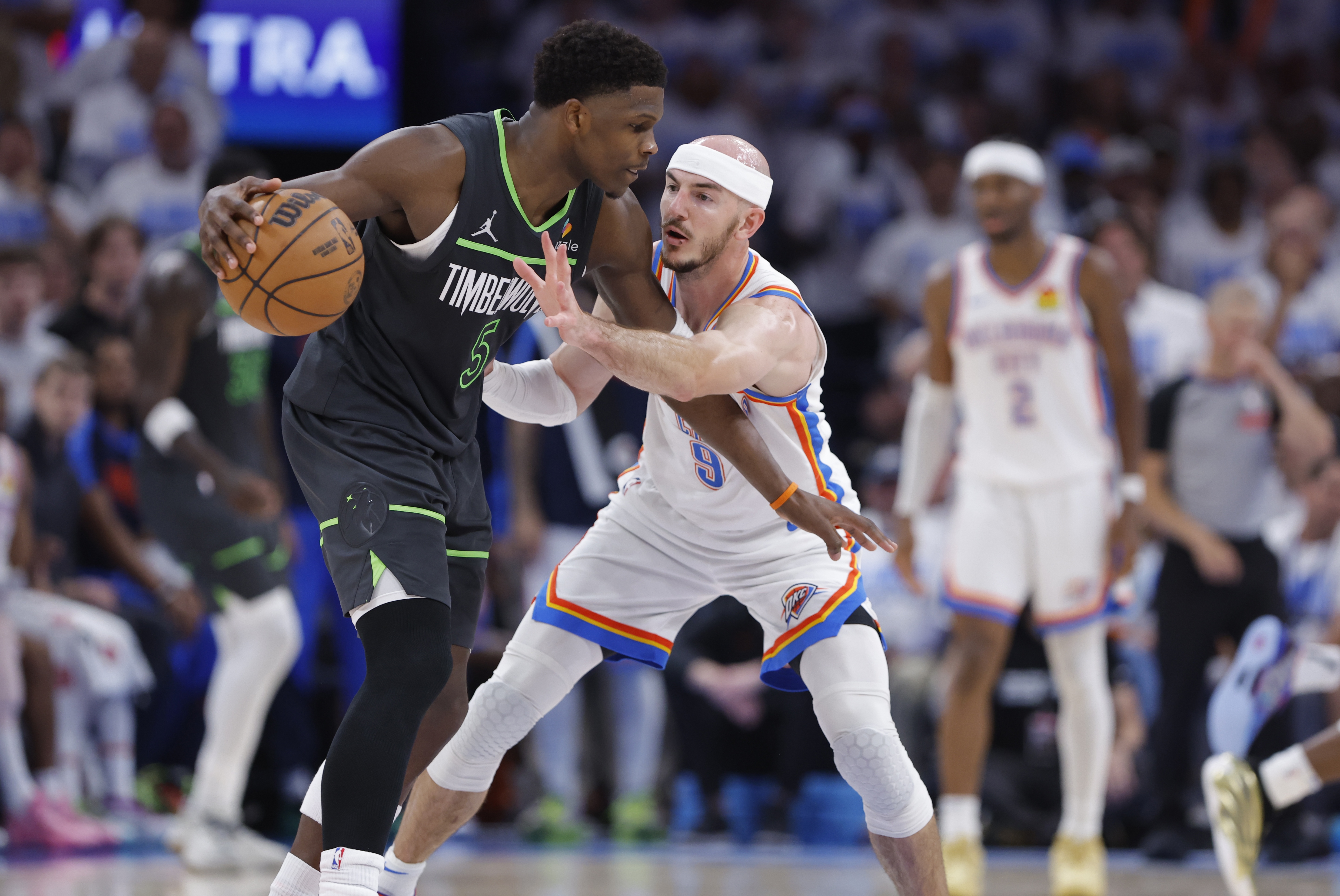 九游网页版-关于NBA季后赛今晨走向成谜；克里夫兰骑士篮板制胜；更衣室稳定；医务组通报恢复的信息